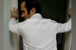 П’яний лікар покрутив перед пацієнткою задом і був звільнений (відео)