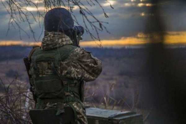 Окупанти з гранатометів обстріляли українські позиції на Луганщині 