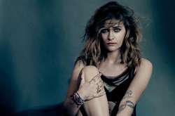  В начале года дочь Майкла Джексона проходила курс лечения в реабилитационной клинике 
  