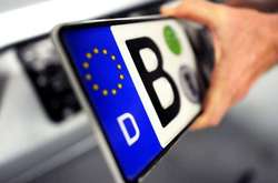 «Євробляхери» отримують поштою штрафи у 170 тисяч. Юрист розповів, що з цим робити 