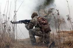 Бойовики обстріляли українських військових під Красногорівкою