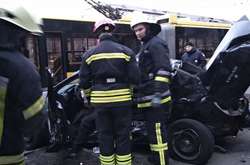 Рятувальники деблокували тіло водія із понівеченого автомобіля
