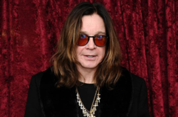  Оззи Осборн ― один из самых известных музыкантов, оказавший большое влияние на такие музыкальные стили, как хард-рок и хеви-метал 
  