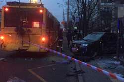 ДТП сталася на зупинці громадського транспорту