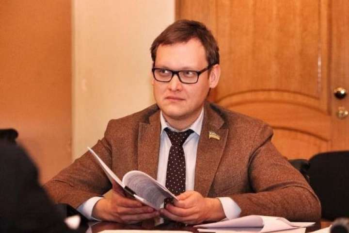 Заступник Офісу президента Смірнов має бути відсторонений від посади, якщо експерти підтвердять його голос на «плівках Труби» - Сюмар 