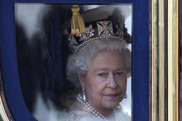 Елизавета II подписала закон о Brexit