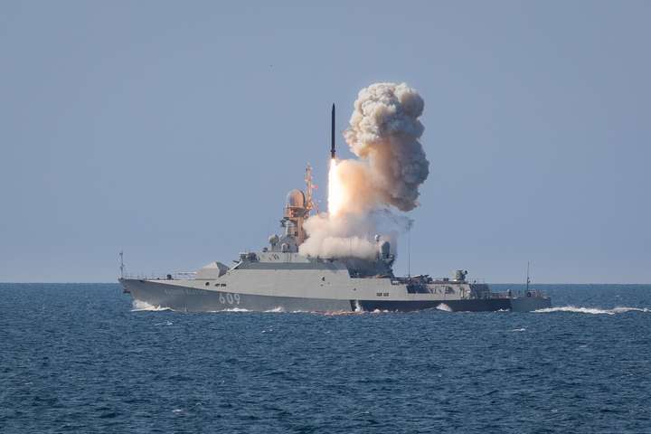 Росія провела ракетні випробування в окупованому Криму