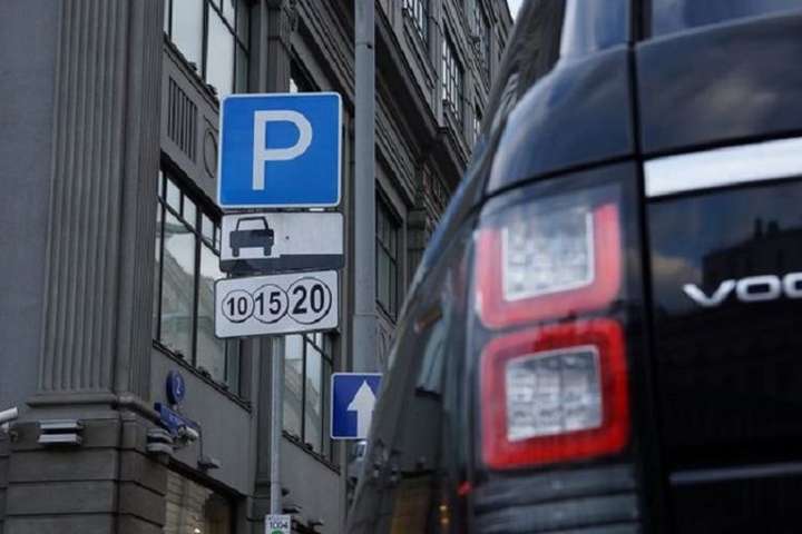 У Кличка запевняють, що у Києві достатньо парковок