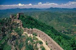 Влада Китаю закрила частину Великої Китайської стіни через коронавірус