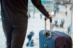 Украинцы продолжают выезжать на работу в Европу