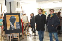  У Вінниці відкрилася виставка «Подих війни»