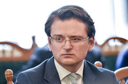 Кулеба объяснил, зачем Зеленский поздравил Путина с Новым годом