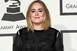 Похудевшая Адель попала в объективы папарацци (фото)