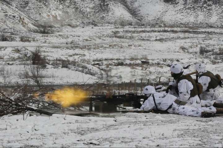 Російські окупанти чотири рази відкривали вогонь по позиціям ЗСУ