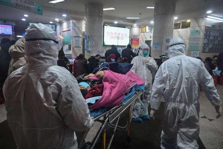 Коронавірус у Китаї: 80 загиблих, 700 нових заражених – за останню добу
