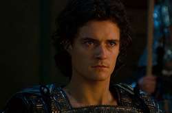 Орландо Блум показал архивное фото со съемок «Трои»