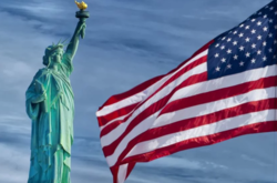 Верховний суд США схвалив нові правила видачі Green Card