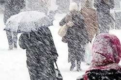 Сніг та хуртовини: рятувальники попередили українців про погіршення погоди