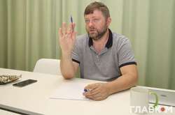 Голова партії «Слуга народу» розповів, чи досі співає у дуеті «Два Саші»