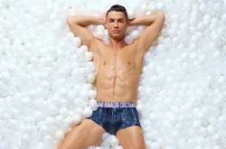 У Криштиану Роналду 200 миллионов подписчиков в Инстаграме. Это новый рекорд