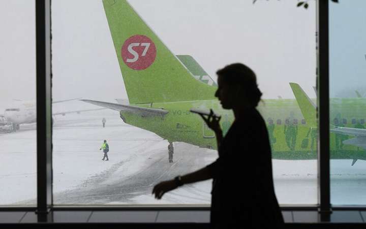 Пасажирка, що летіла з окупованого Криму до Москви, «посадила» лайнер погрозами підірвати бомбу