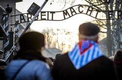 Київ виплатить матеріальну допомогу колишнім в’язням концтабору «Аушвіц»