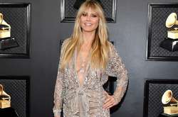  46-летняя Хайди Клум остается востребованной моделью 
  