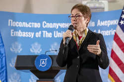 Йованович подала у відставку з Держдепу — ЗМІ