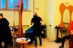 У Кабміні закрили перукарню - туди поселять «інвестнянь»