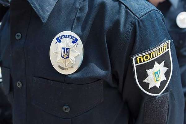 У Львові жінка напала на поліцейську