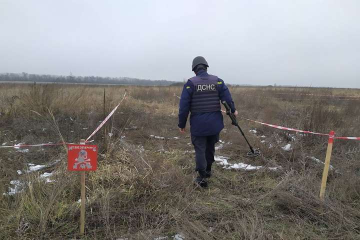 Цього тижня підрозділи ДСНС України знешкодили 159 вибухонебезпечних предметів у прифронтовій зоні