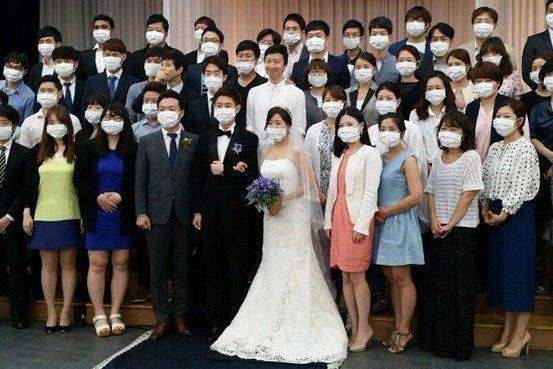 У Китаї попросили відмовитися від весіль у дзеркальну дату 02 02 2020 через коронавірус