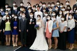 У Китаї попросили відмовитися від весіль у дзеркальну дату 02 02 2020 через коронавірус