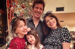 Милла Йовович родила третьего ребенка: первое фото из роддома