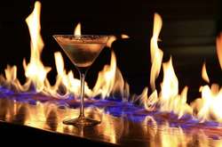 В России бармен сломал клиенту шею при подаче коктейля