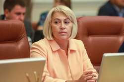 Альона Бабак йде з посади міністра за власним бажанням