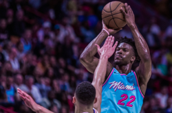  Джиммі нестримний