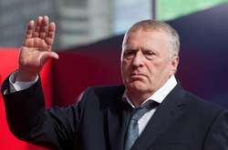 Представник лідера ЛДПР заявив, що Володимир Жириновський мобільним телефоном не користується