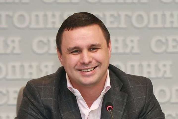 <p>Скандальний забудовник Максим Микитась похваляється дружбою з Богданом та Єрмаком</p> - Пранкер Джокер назвав двох людей, яким Микитась подарував десятки квартири