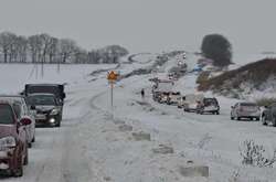 Непогода в Украине: «Укравтодор» запустил «горячую линию» для водителей