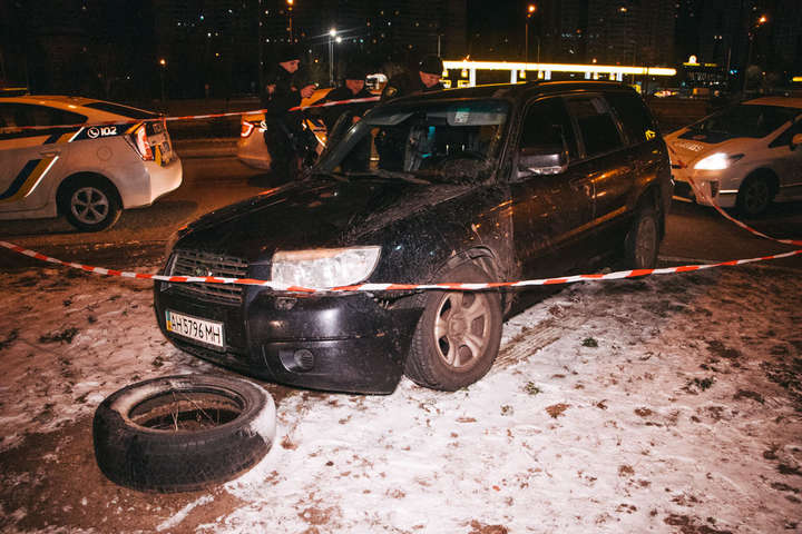Вночі у Києві сталася гонитва зі стріляниною: поліція ловила порушників на Subaru (фото, відео)