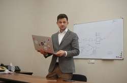 Міністр Кабінету міністрів Дмитро Дубілет відреагував на претензії до його методу оцінки населення України