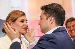 Зеленський привітав дружину з днем народження