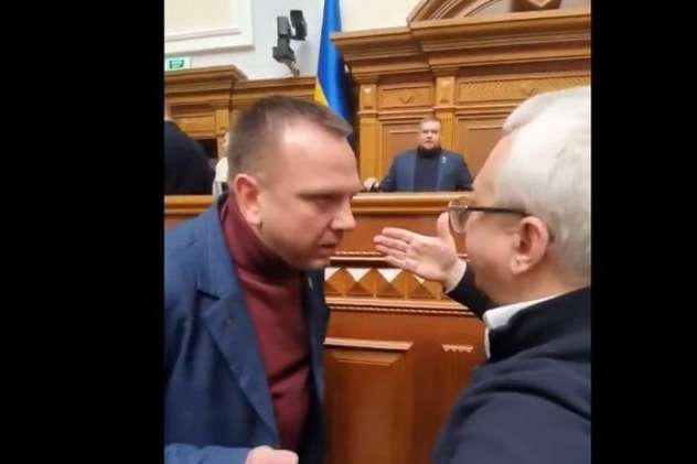 Нардеп Кучеренко поскаржився у поліцію на «хуліганську поведінку» колеги в Раді