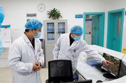 Наймолодшим зараженим пацієнтом є дитина, яка народилася 1 лютого в місті Ухань від матері з вірусом