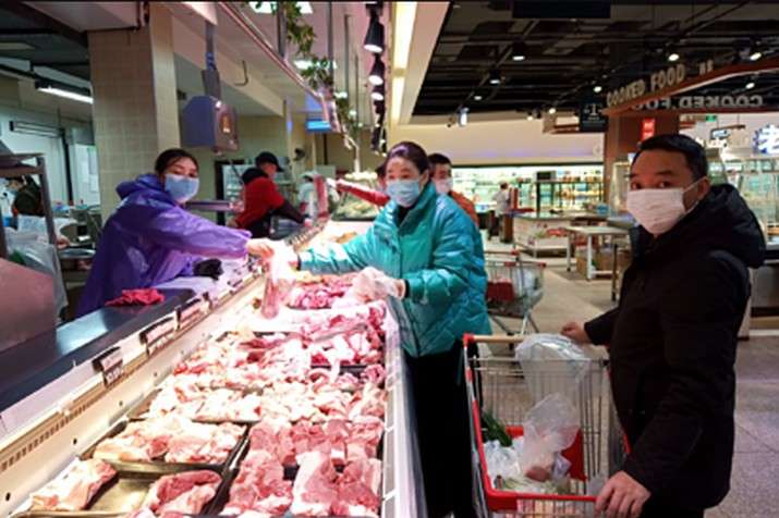 У Китаї чоловік заразився коронавірусом на ринку за 15 секунд – ЗМІ