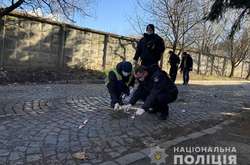 Неизвестные устроили стрельбу в Мукачево - есть раненые (фото, видео)