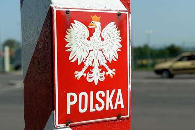 Стала відома кількість українців, які торік отримали статус біженця у Польщі