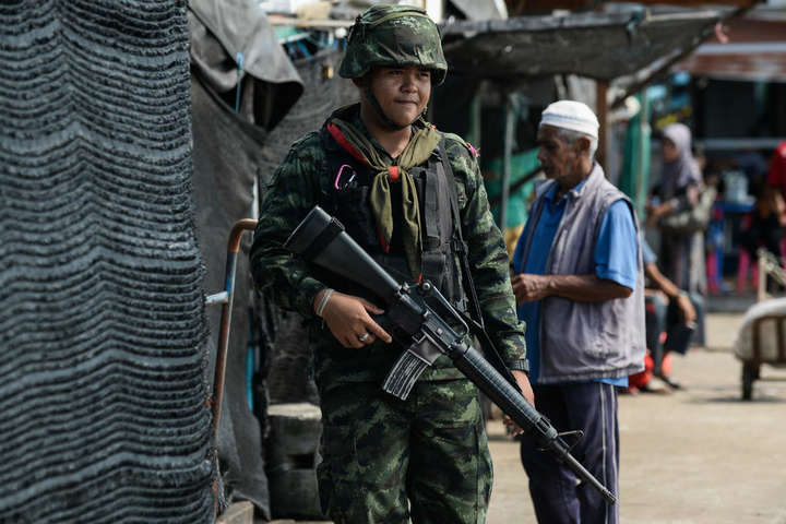 Поліція ліквідувала військового, який застрелив 25 людей в Таїланді