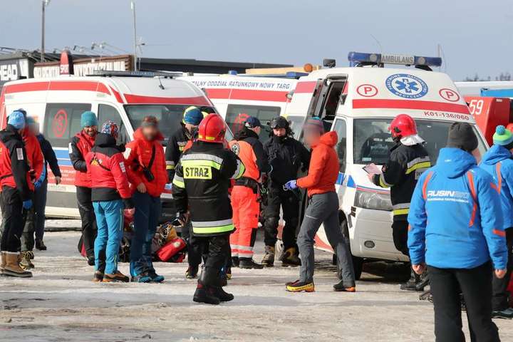 На гірськолижному курорті у Польщі загинули дві людини